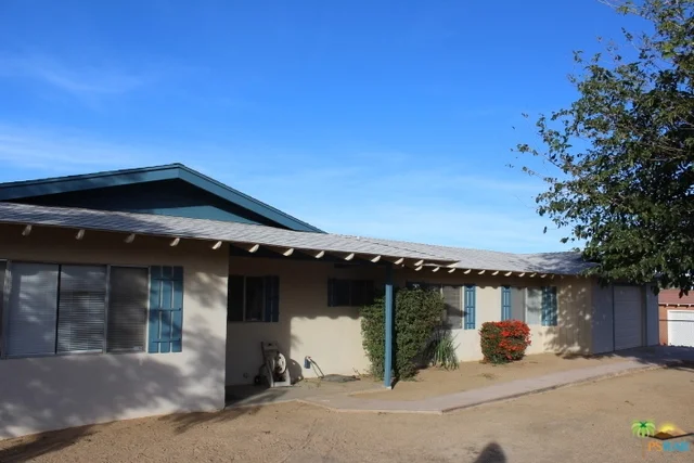 56294 Taos, Yucca Valley, CA 92284