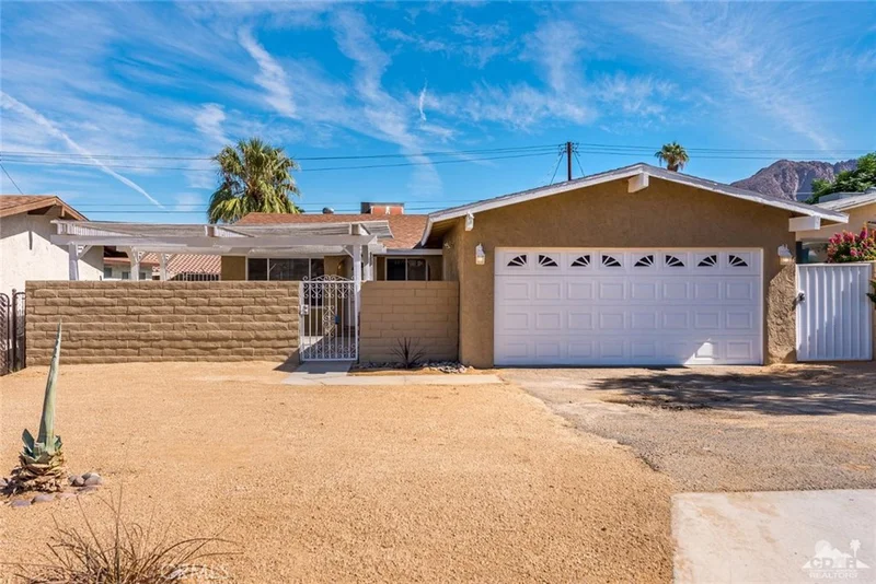 52120 Avenida Carranza, La Quinta, CA 92253