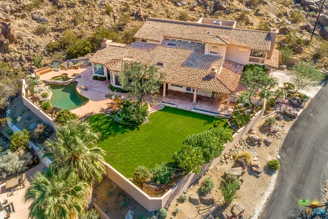 2300 Bisnaga, Palm Springs, CA 92264