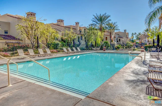 1048 Villorrio, Palm Springs, CA 92262