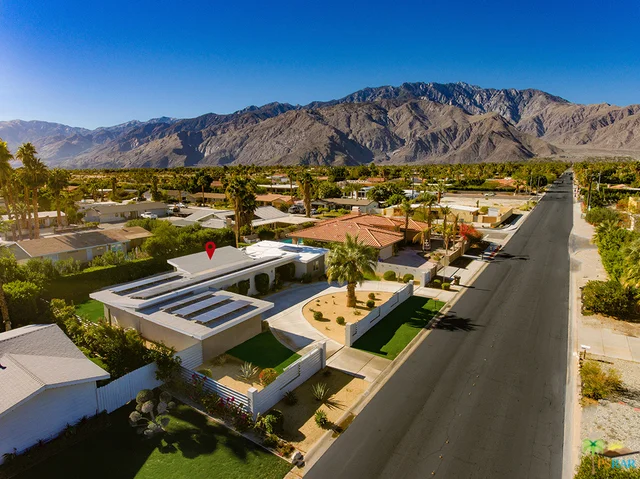 2733 Via Escuela, Palm Springs, CA 92262