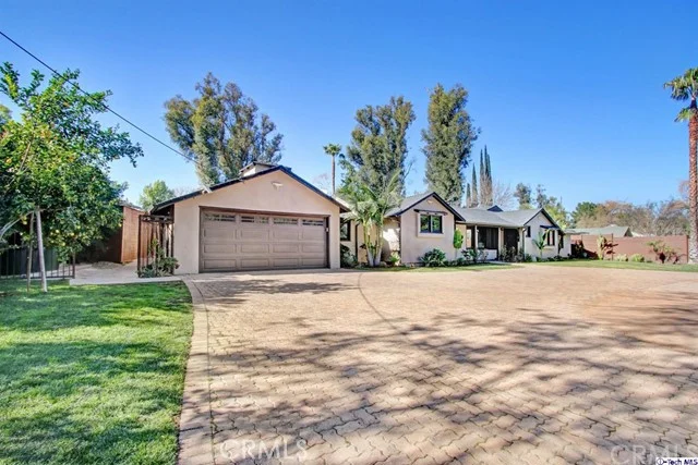 5121 Vanalden, Tarzana, CA 91356