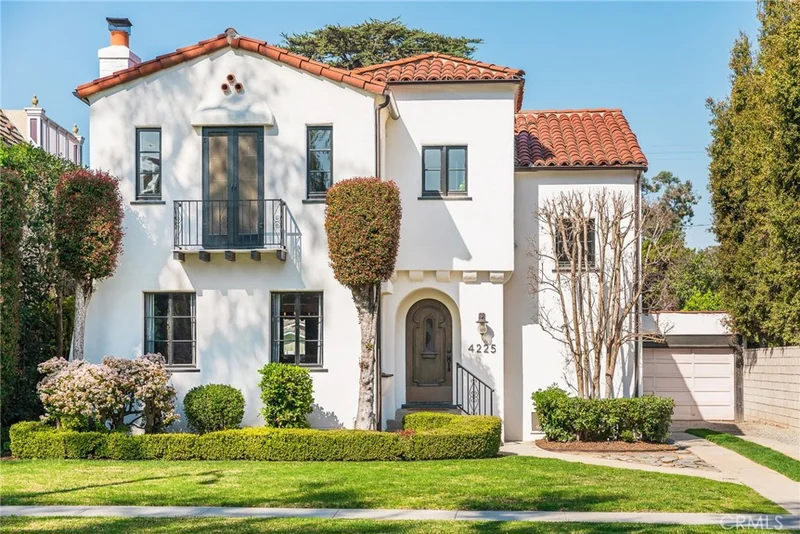 4225 Chestnut, Long Beach, CA 90807
