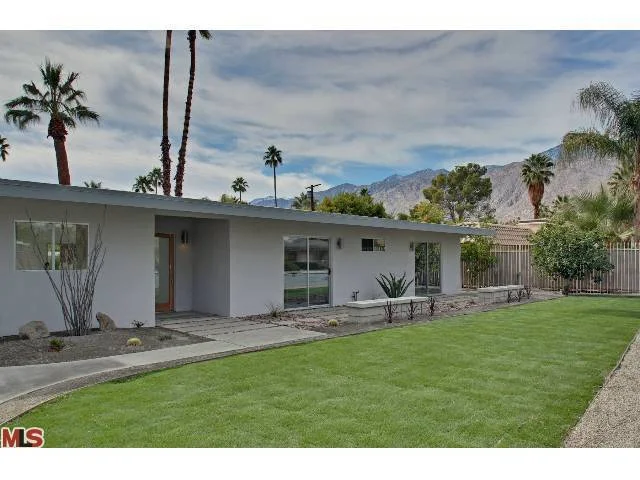 1863 Park, Palm Springs, CA 92262