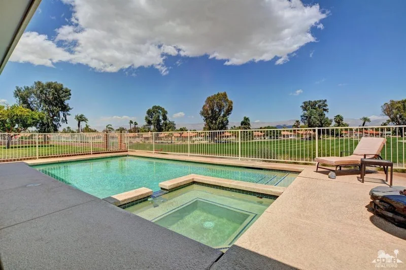 42320 Warner Trail, Palm Desert, CA 92211