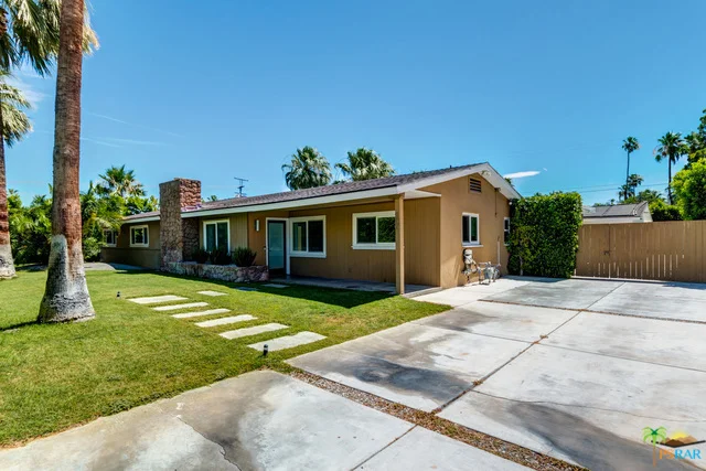 460 Sunset, Palm Springs, CA 92262
