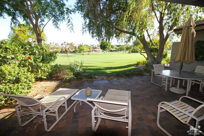 123 Bouquet Canyon, Palm Desert, CA 92211