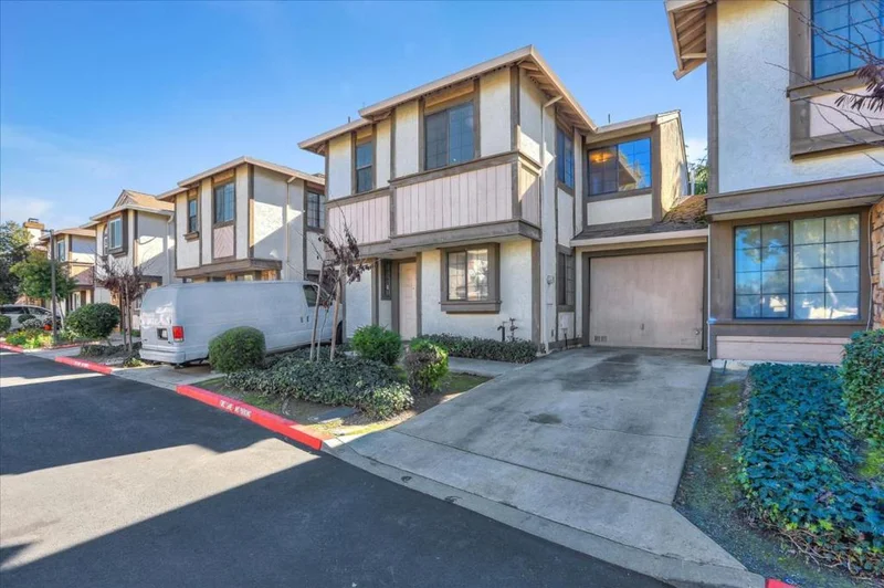 2596 Declaration, San Jose, CA 95116