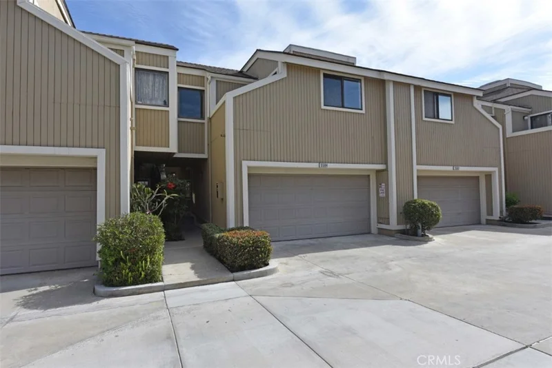5584 Orange, Cypress, CA 90630