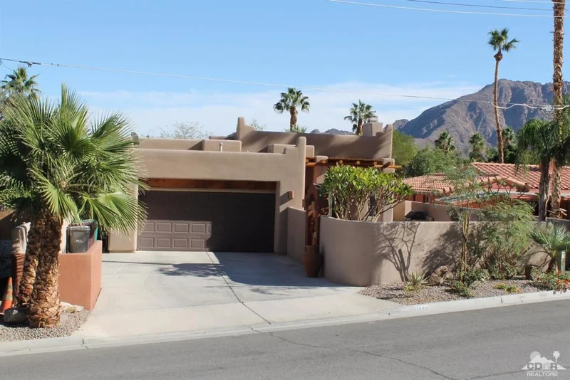 51889 Avenida Montezuma, La Quinta, CA 92253