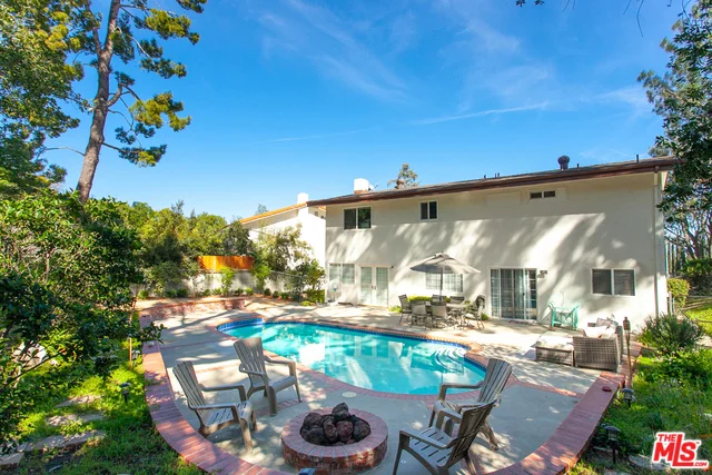 6201 Pat, West Hills, CA 91307
