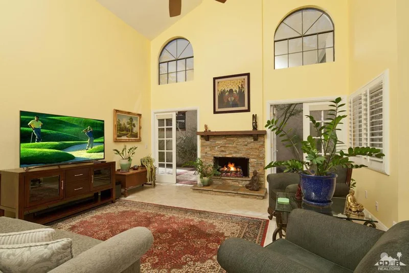 63 Calle Solano, Rancho Mirage, CA 92270