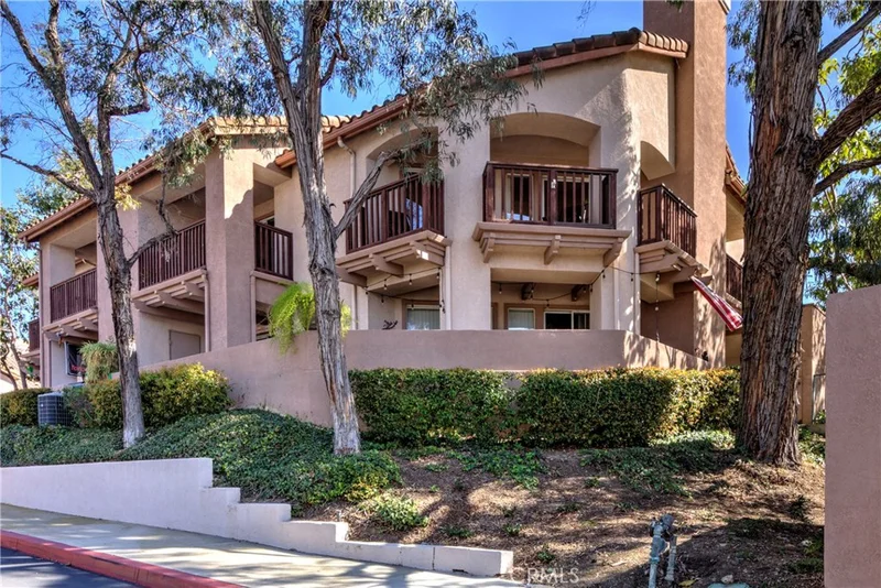 10 Baya, Rancho Santa Margarita, CA 92688