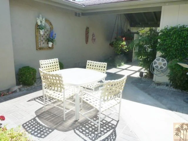 276 Green Mountain, Palm Desert, CA 92211