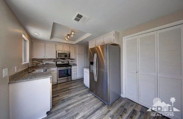 43344 Mondavi #B, Palm Desert, CA 92260
