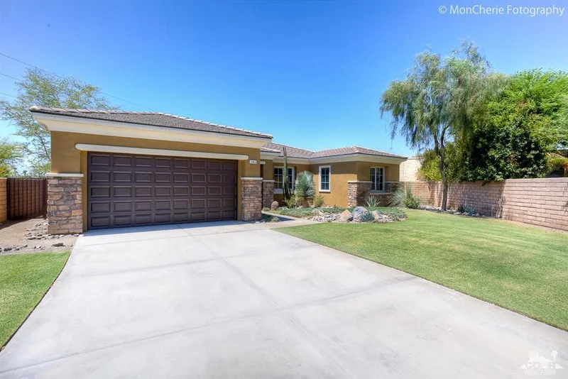 101 Romanza, Palm Desert, CA 92211