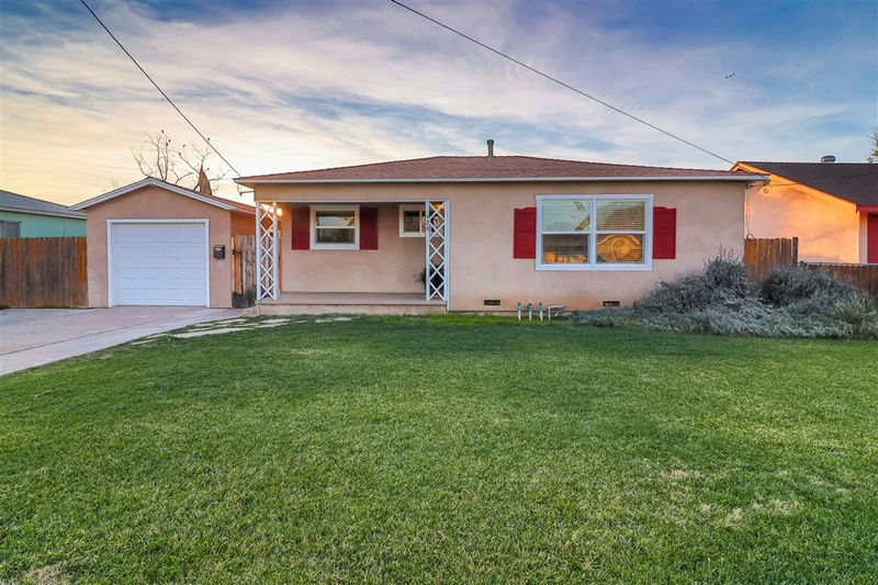 424 Taft Ave., El Cajon, CA 92020