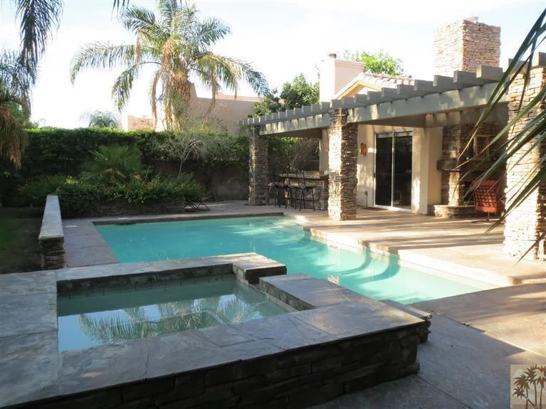 62 Tempe, Palm Desert, CA 92211