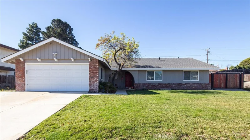 4201 Woodland, Santa Maria, CA 93455