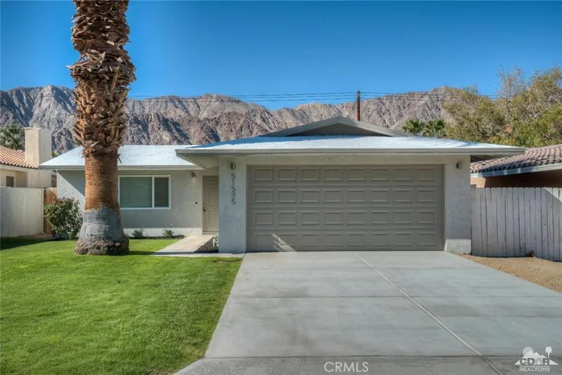 51595 Avenida Mendoza, La Quinta, CA 92253