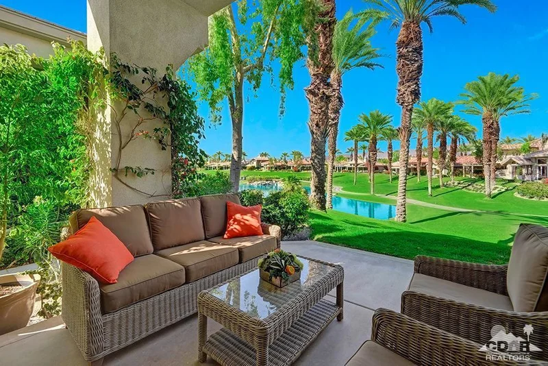 544 Desert Holly, Palm Desert, CA 92211