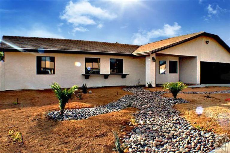 2265 Los Alamos, Palm Springs, CA 92262