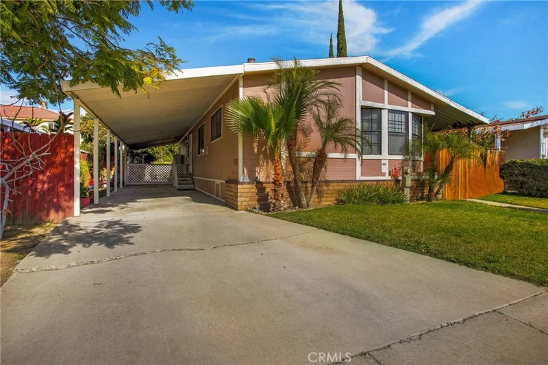 10170 Stageline, Corona, CA 92883