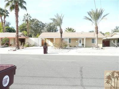 43415 Illinois, Palm Desert, CA 92211