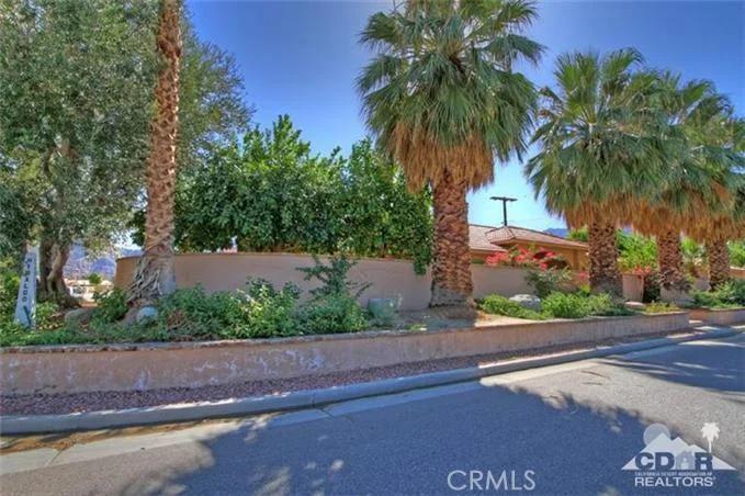 51535 Avenida Navarro, La Quinta, CA 92253