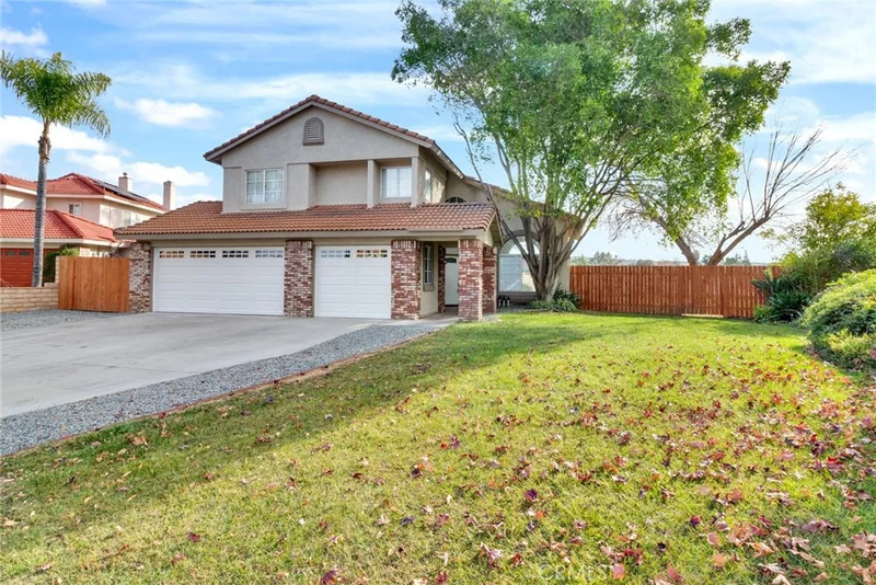 518 Bruin, Riverside, CA 92507