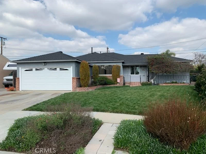 2529 Eckleson, Lakewood, CA 90712