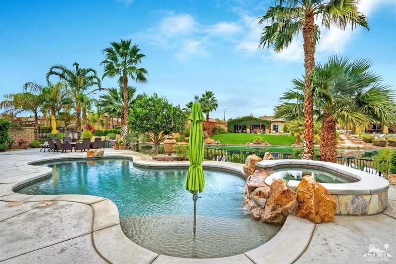 10 Via Santa Velera, Rancho Mirage, CA 92270