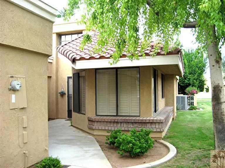 41556 Armanac, Palm Desert, CA 92260