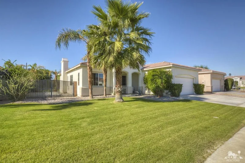 43263 Shasta, Indio, CA 92201