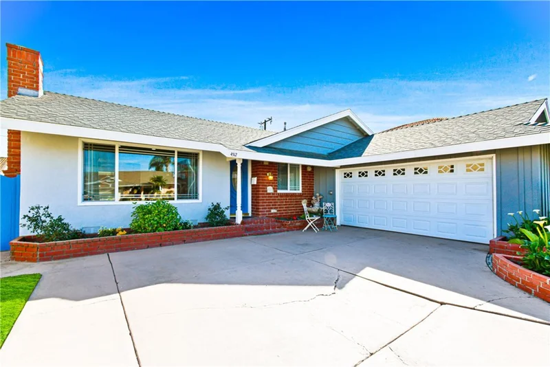 4512 Newman, Cypress, CA 90630