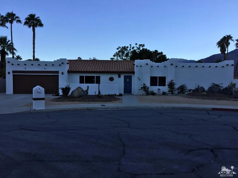 775 El Escudero, Palm Springs, CA 92262