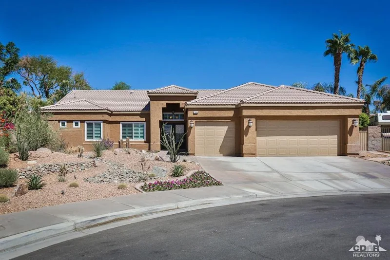 79200 Canterra, La Quinta, CA 92253