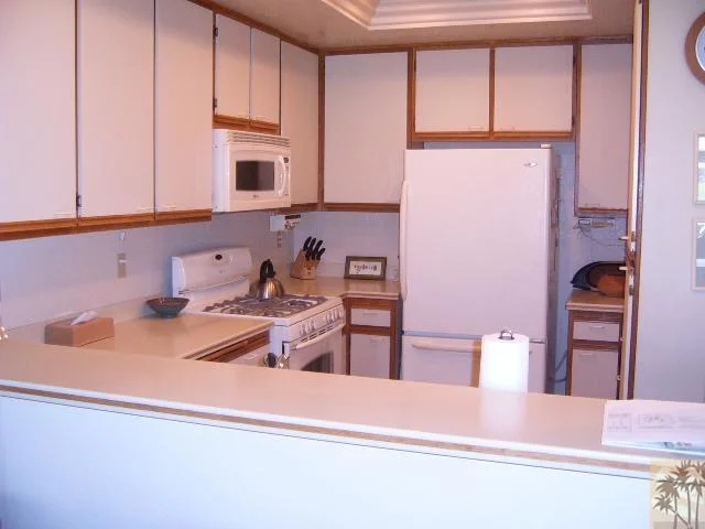 41301 Woodhaven, Palm Desert, CA 92211