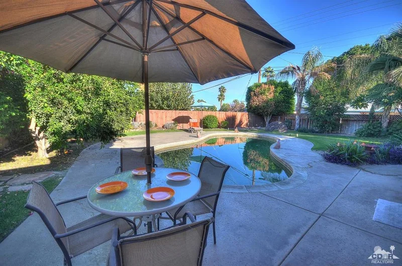 42180 Kansas, Palm Desert, CA 92211