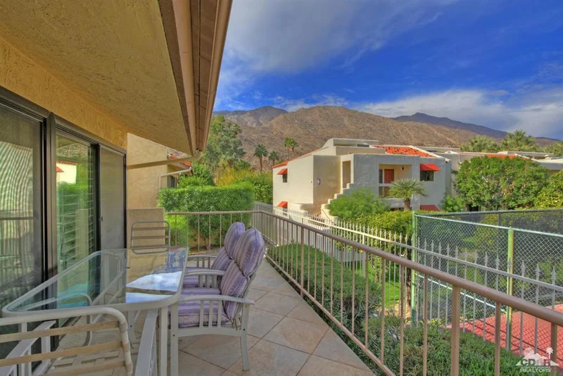 2600 Palm Canyon #5, Palm Springs, CA 92264