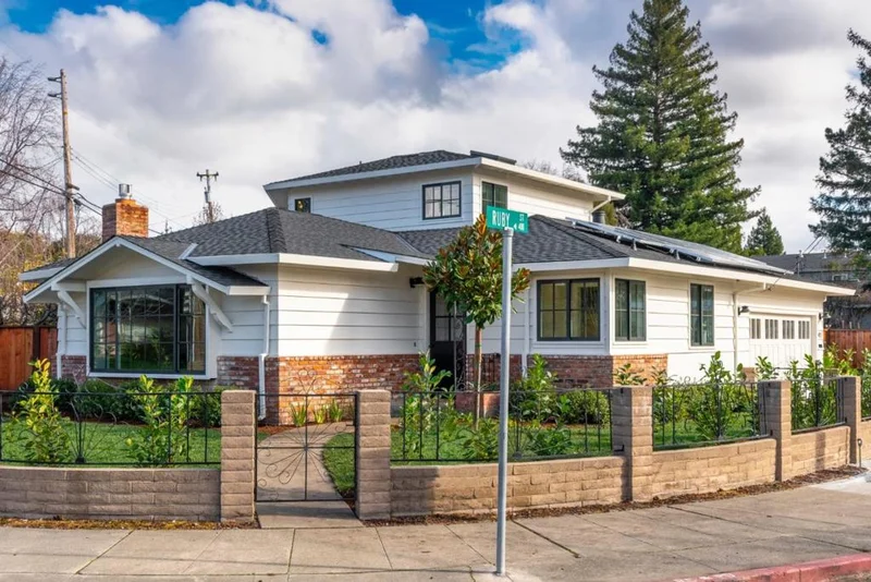 421 Ruby, Redwood City, CA 94062