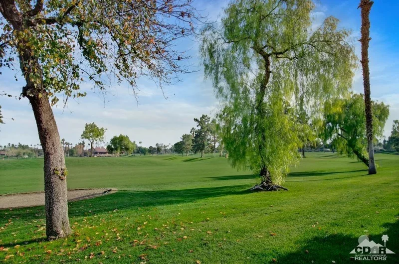 41394 Woodhaven, Palm Desert, CA 92211