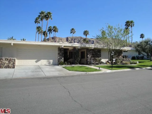 2286 Paseo Del Rey, Palm Springs, CA 92264