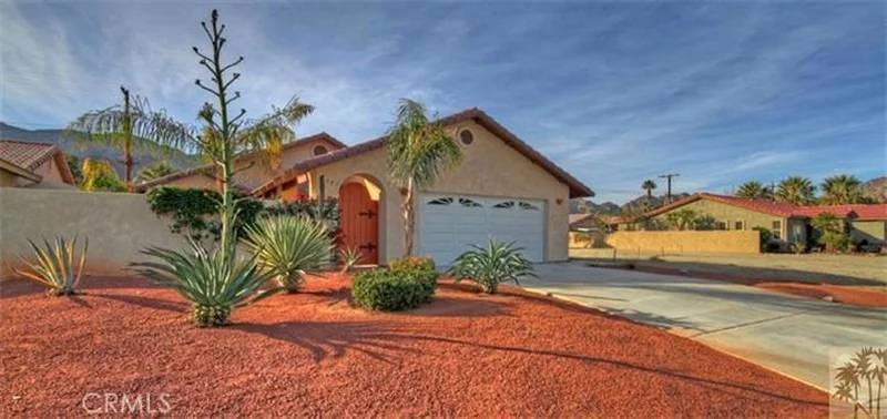 51607 Avenida Navarro, La Quinta, CA 92253