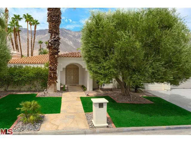 1010 Andreas Palms, Palm Springs, CA 92264