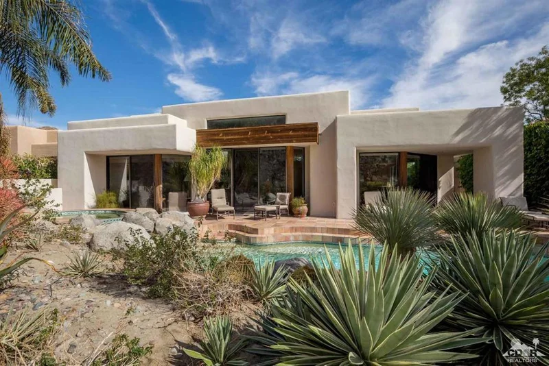 76950 Avenida Fernando, La Quinta, CA 92253