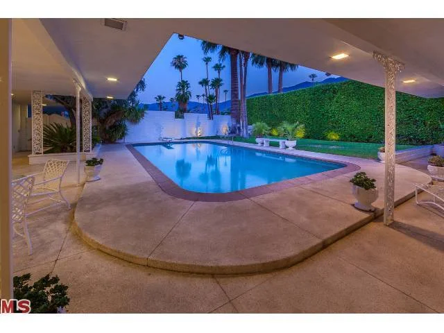 1128 San Lorenzo, Palm Springs, CA 92264