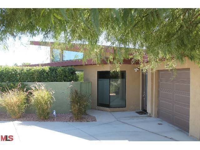 2242 Junipero, Palm Springs, CA 92262