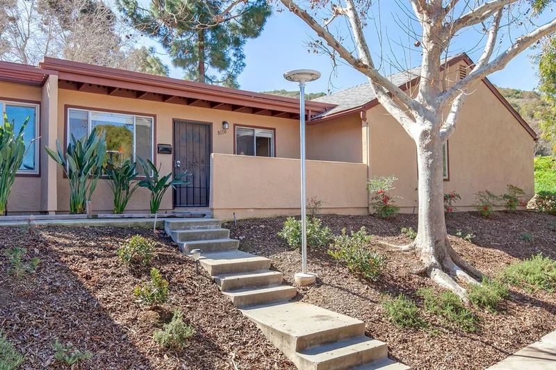 8696 Wahl, Santee, CA 92071