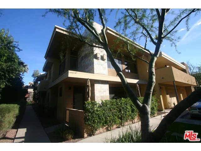 910 Palm Canyon #201, Palm Springs, CA 92264